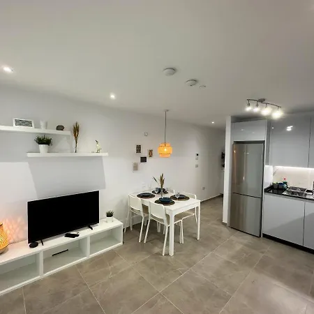 Brand New - Massive - E1 - Self Catering Gibraltar