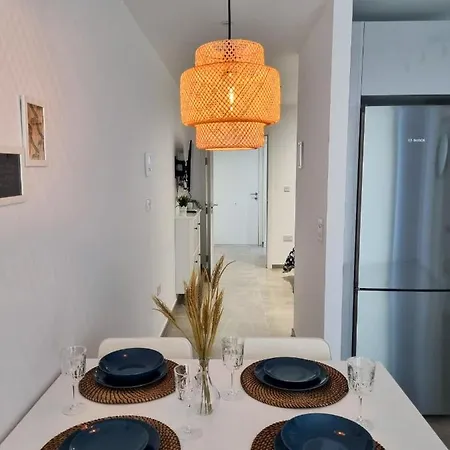 Apartment Brand New - Massive - E1 - Self Catering *